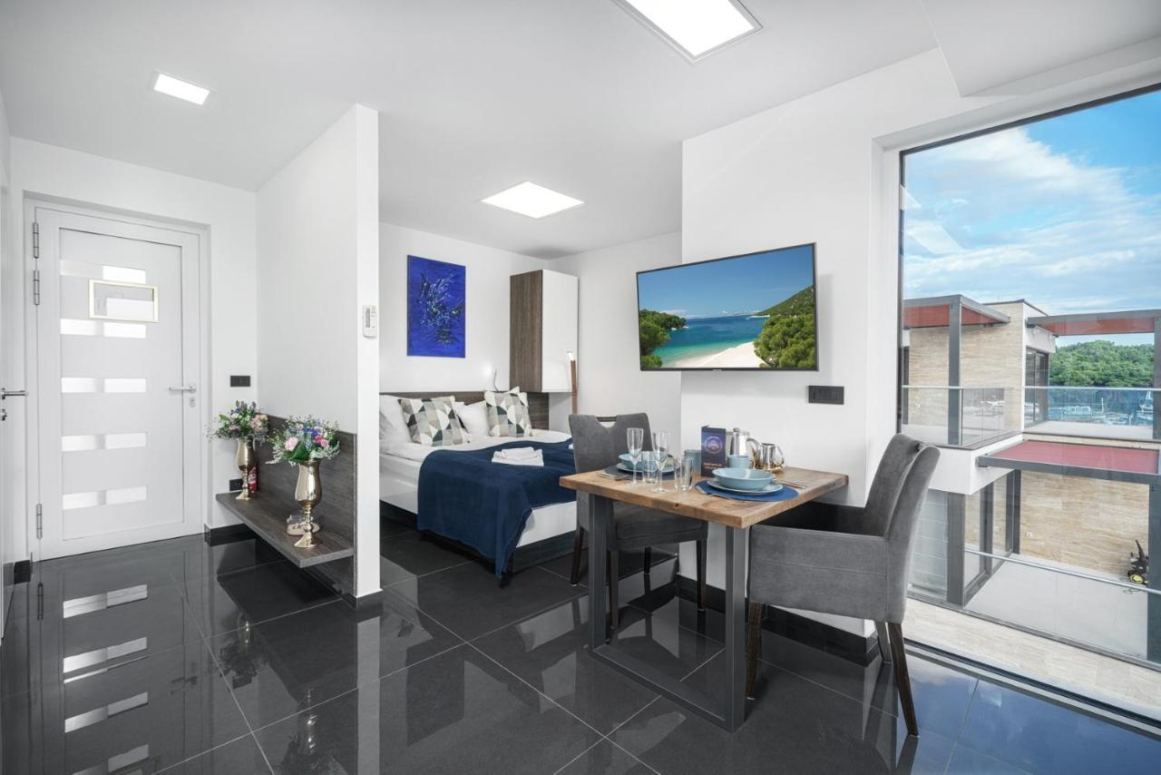 Alexandra Apartments Tribunj  Luaran gambar